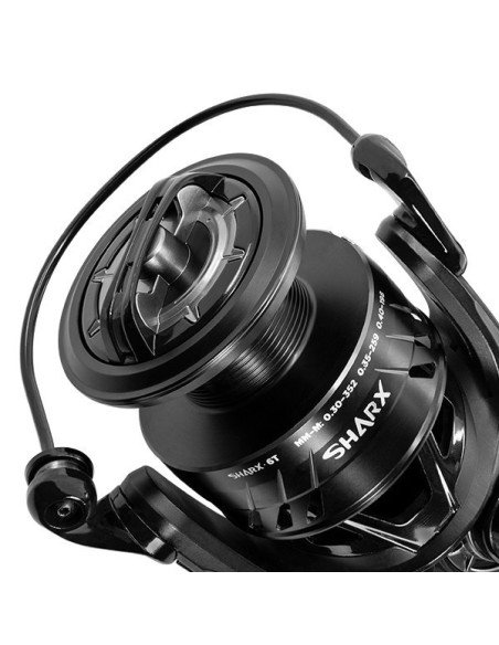 Delphin SHARX 4T 4000 Carbon Spinnrolle Extra Robust Predator Angelrolle-Rollen-JJ-Fishing