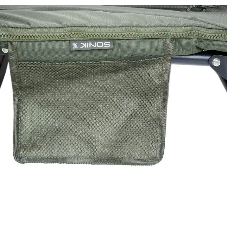 Sonik BANK-TEK 5 Season Sleep System Wide Bedchair Angelbett mit Schlafsack All Season Profi Campingbett-Angelliegen & Angels...