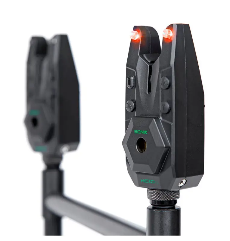 Sonik HEROX Bite Alarm Set 2+1 + Bivvy Lamp Funk Bissanzeiger Set mit Transportkoffer-Bissanzeiger & Bobbins-JJ-Fishing