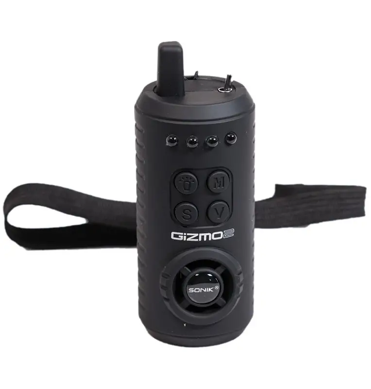 Sonik GIZMO 2 Bite Alarm Set 3+1 + Bivvy Light Bissanzeiger Set mit Transportkoffer-Bissanzeiger & Bobbins-JJ-Fishing