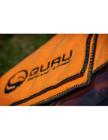 Guru Microfibre Towel 60x45cm orange schwarz 1 Stück Handtuch Method Feeder Anglhandtuch-Angelzubehör-JJ-Fishing