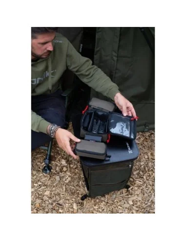 Sonik Foldout Tackle Pouch | Fischdeal - Günstig und Einfach Bestelle